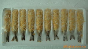 上海泉兴贸易丨冷冻粗加工水产品与鲜活冷冻水产品产品列表\n\n业界领先的上海泉兴贸易公司，致力于水产品细分赛道，拥有一整套完善的水产捕捞、初级粗加工及一体化冻藏&物流管理体系。以下为主营产品（部分举例），包括“冷冻粗加工水产品”与“鲜活冷冻水产品”两大类型，以各港口渔获及速发配送差异化支持供应链建设。\n\n## 一、冷冻粗加工水产品系列 To B端\n该类产品作系统去除内脏(去除鳃、骨架无需)、适当切片截段加工，中心冷链仓储包装单体烤冰，用料品标准固定规格交付客户再入次级集架定型操作。\n**T级统加工